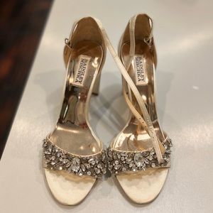 Badgley Mischka Size 8 Beautiful Shoes
